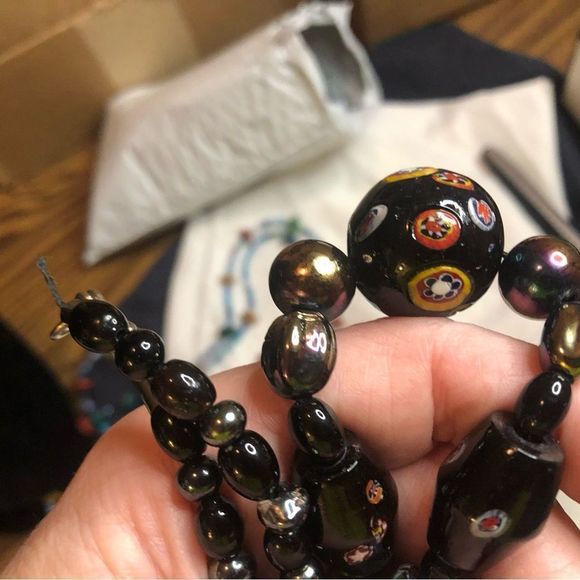 Vintage Millefiori graduating glass bead necklace - Picture 9 of 11